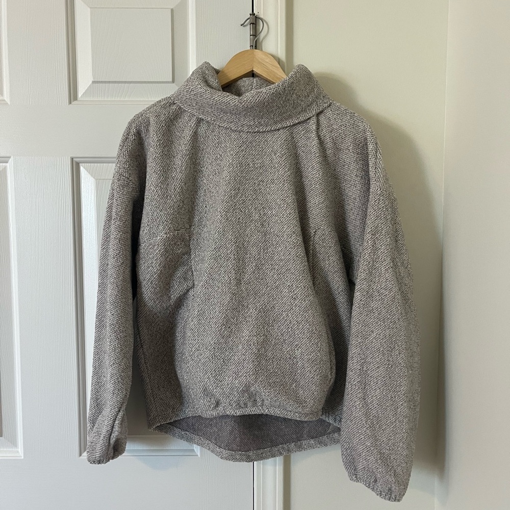 Balance Collection Women's Gray Cowl Neck Sweater